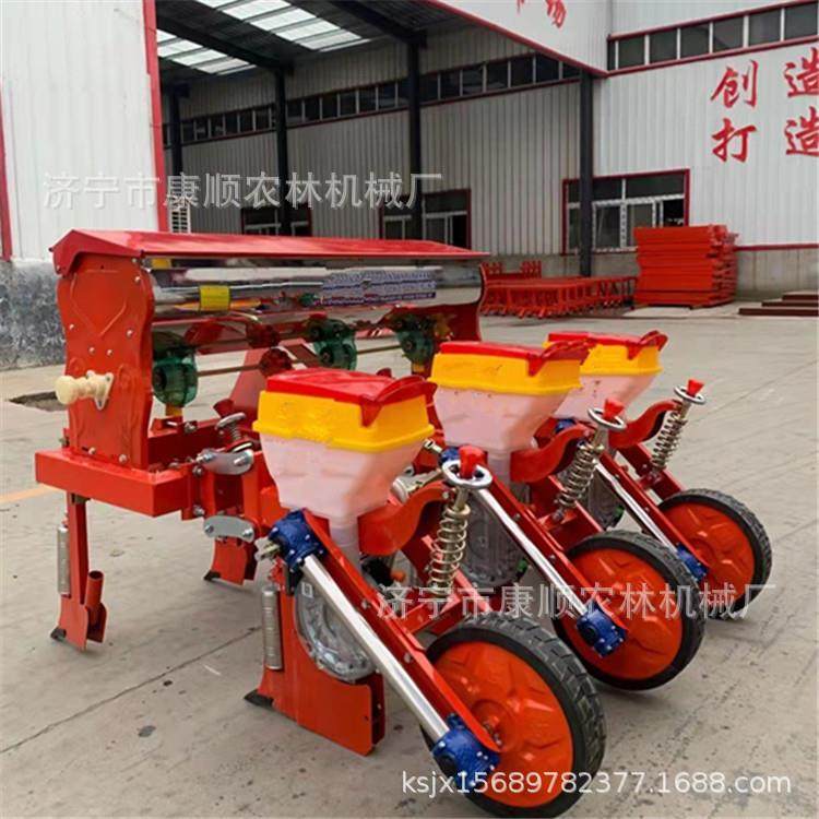 云南红河起垄覆膜机 手扶打药覆膜覆膜机 四轮带1/2/3行覆膜起垄,农机/农具/农膜,播种栽苗器/地膜机,淘宝优惠券,粉丝福利购,淘宝优惠卷