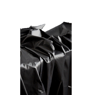 哑光漆黑亮光涂层羽绒服面料 薄风雨衣防风防钻绒时装设计师布料