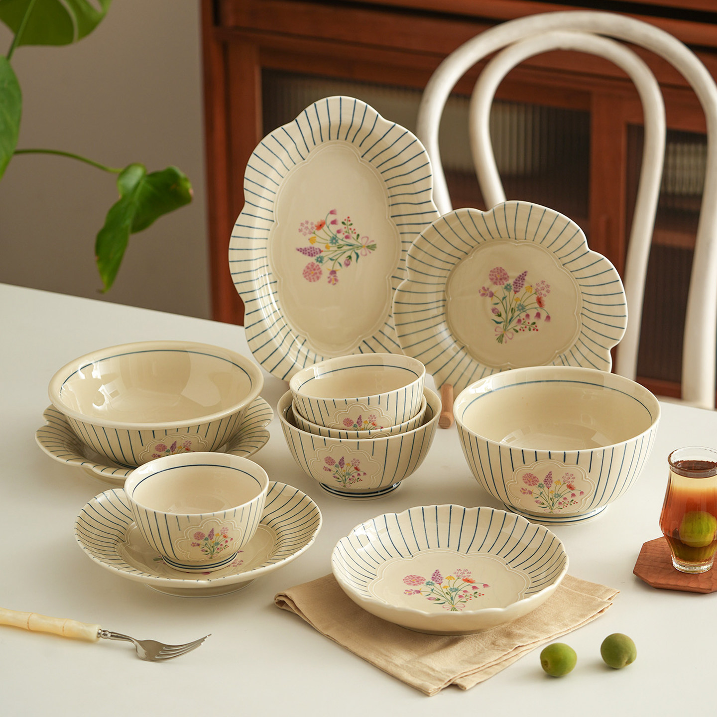 肆月法式复古碗盘碟餐具套装家用高颜值碗具乔迁新居结婚新婚礼物,餐饮具,碗,淘宝优惠券,粉丝福利购,淘宝优惠卷