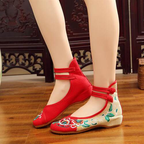 广场舞蹈鞋女新款民族风软底高帮芙蓉花绣花布鞋秧歌舞腰鼓舞跳舞