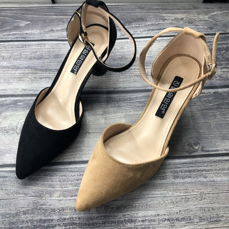 夏季新款女鞋断码清仓尖头细跟脚腕绊带中空鞋时尚绒面显瘦女凉鞋