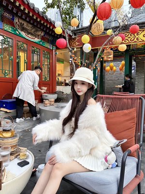 狐狸毛长袖时尚年轻款皮草外套女