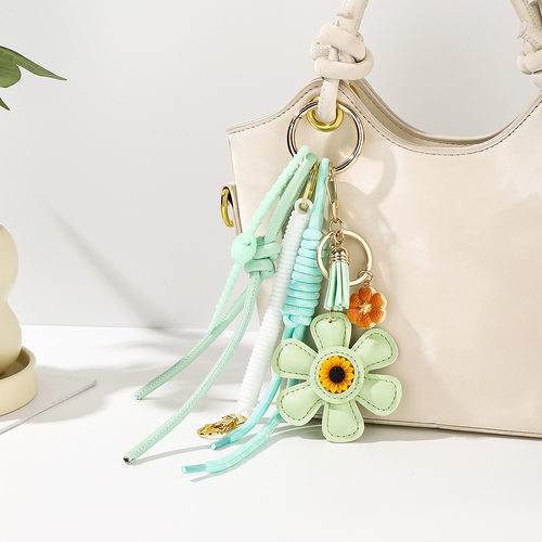 Creative Sunflower Bag Pendant Sunflower Pendant Miu Accesso
