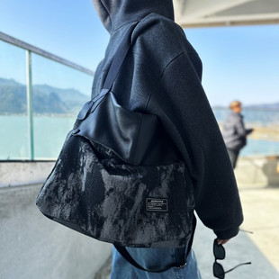 原创通勤大容量托特包女2026新款小众真皮单肩包高级感斜挎包大包