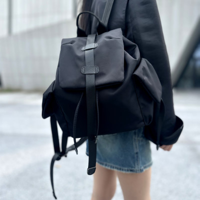 双肩包女包高级感大容量旅行轻便书包韩系上班通勤百搭出去玩背包