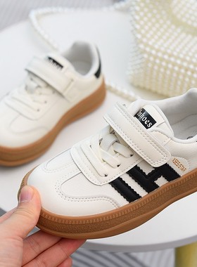 儿童德训鞋软底轻便时尚2026春季新款休闲鞋白色女童鞋子男童板鞋