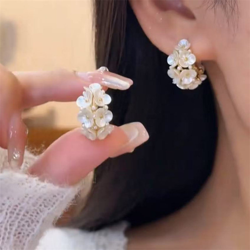 小众设计感贝壳花朵珍珠耳钉小众