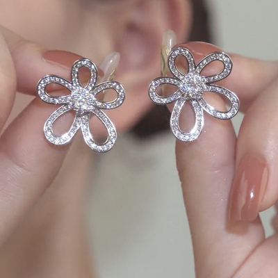S925银针花朵耳钉女立体花瓣耳饰