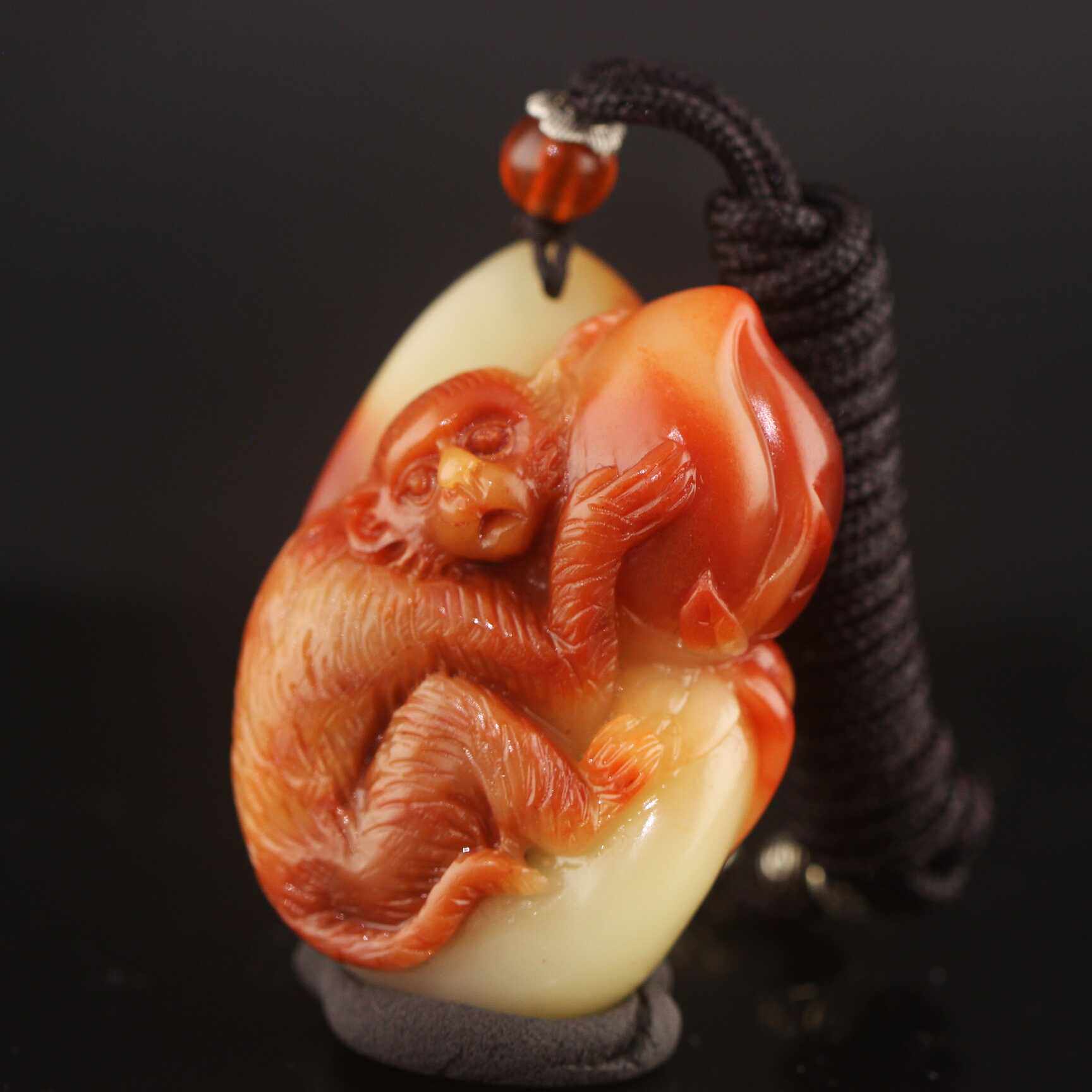 天然寿山石原石雕刻玉猴吊坠生肖猴挂件玉佩玉器项链雕刻手工文玩