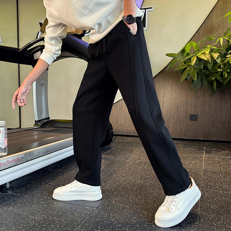 仓石一树潮流高端直筒卫裤男款2025秋冬黑色简约宽松运动休闲裤子