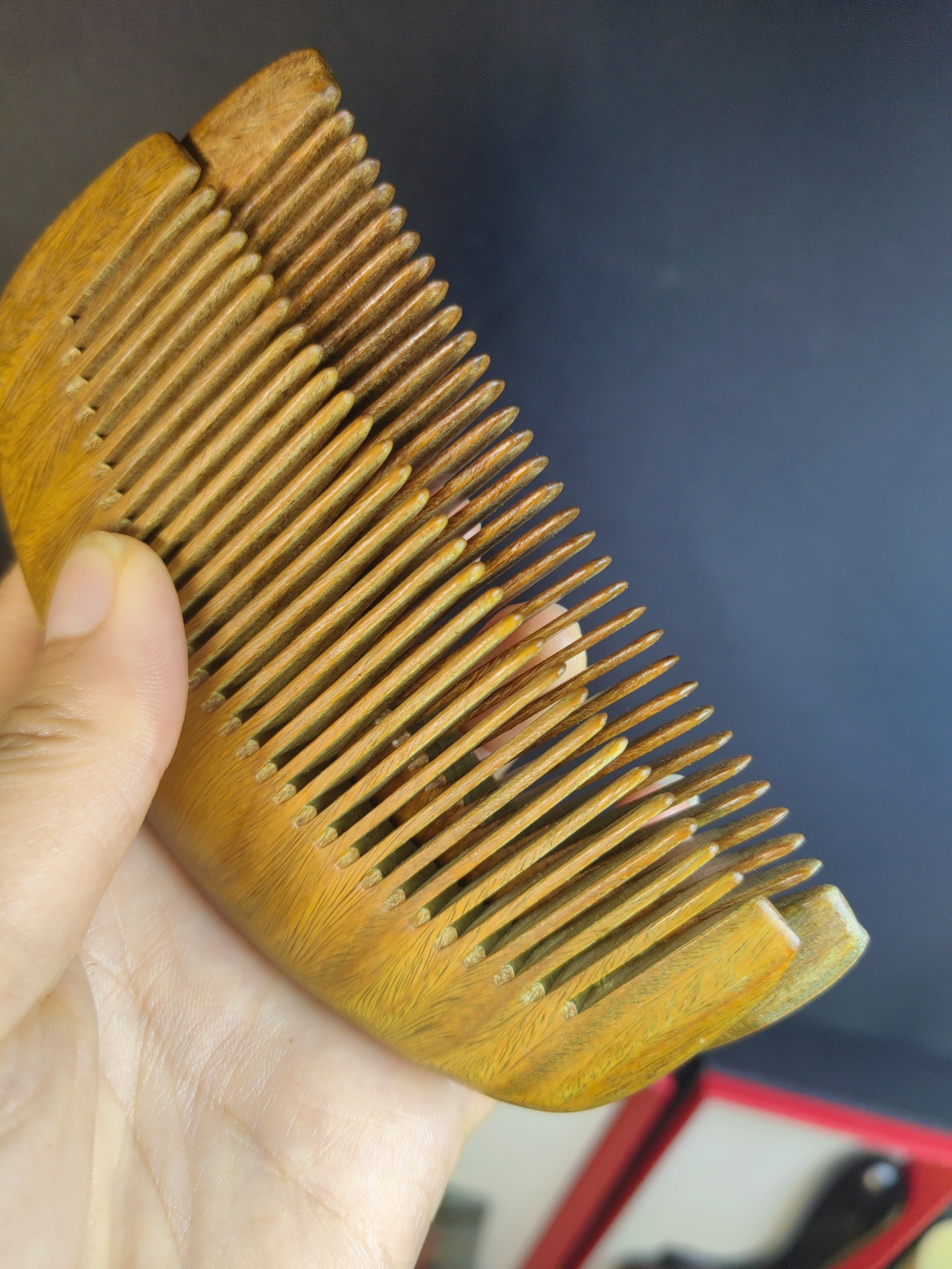 清货绿无柄密梳经络防静电防脱发按摩包包月牙梳便携整木短梳子