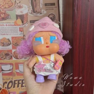 哭娃CRYBABYvacation系列搪胶毛绒吊卡甜在一起娃衣crybaby衣服