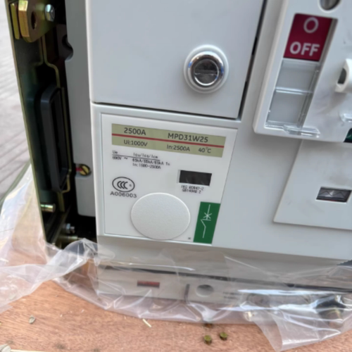 GE M-PACT智能断路器MPD31W25，3P2500A