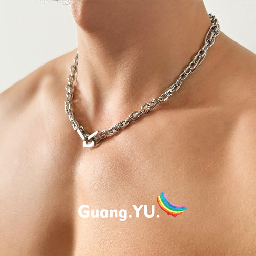 GuangYu缠绕式简约方形钛钢项链