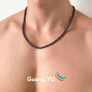 GuangYu荆棘扭曲锻造感钛钢项链男粗款复古做旧小众设计百搭配饰
