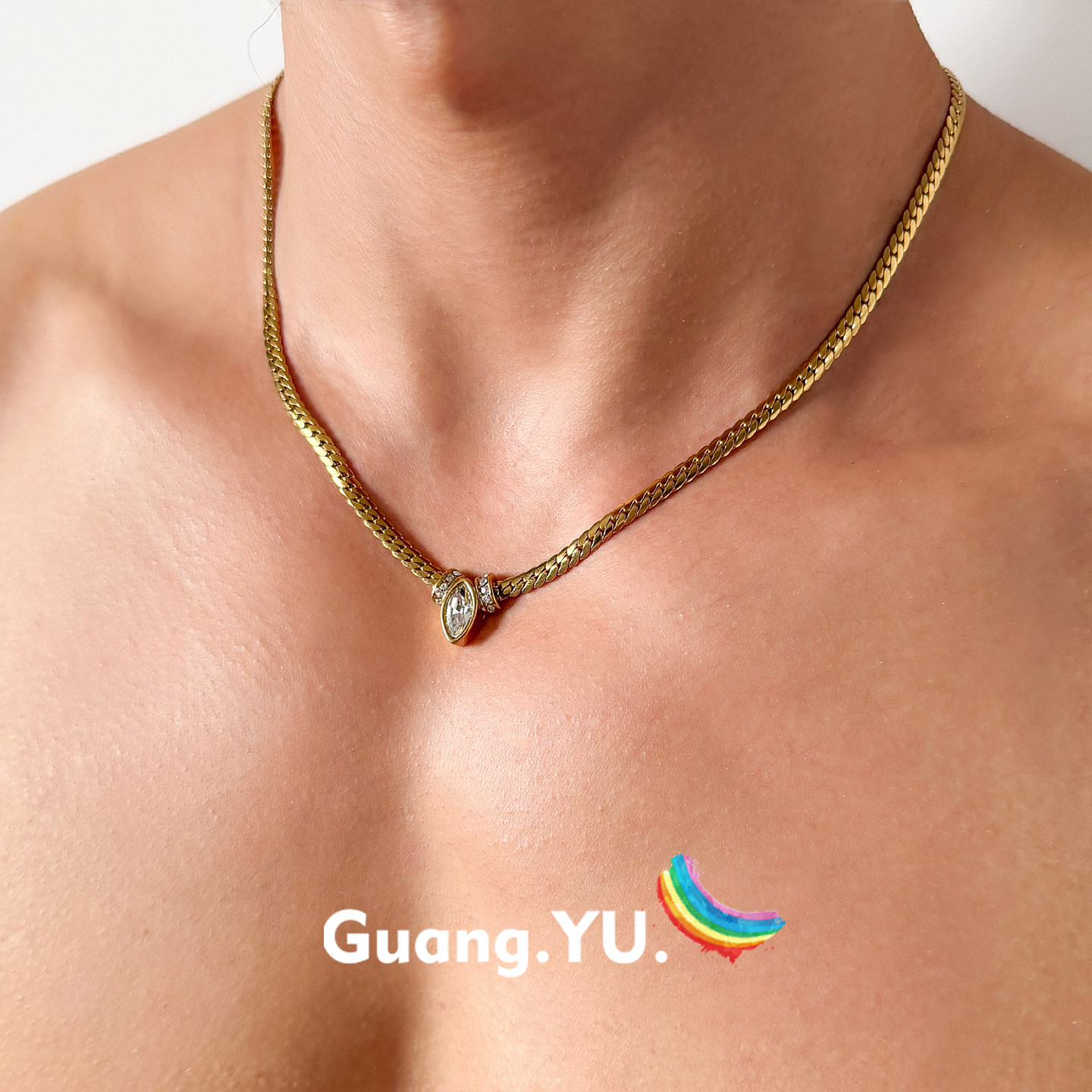 GuangYu镶钻天眼金色古巴项链男高级感美式嘻哈钛钢不掉色锁骨链