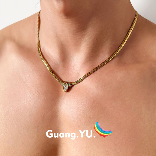 GuangYu镶钻天眼金色古巴项链男高级感美式嘻哈钛钢不掉色锁骨链
