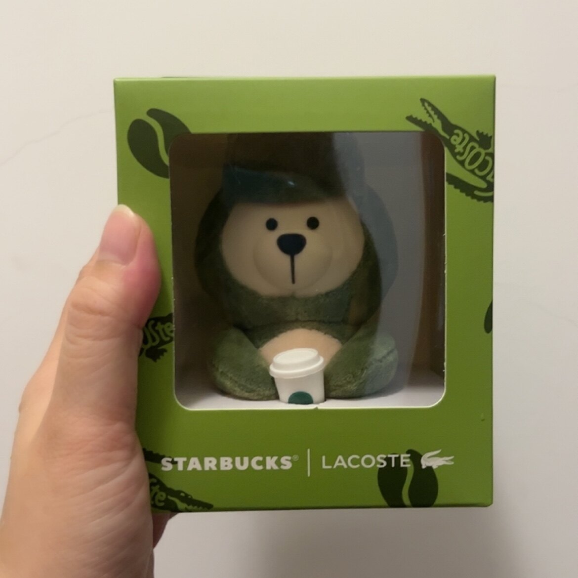 全新星巴克联名Lacoste鳄鱼公仔熊店长毛绒玩偶包包挂件钥匙扣
