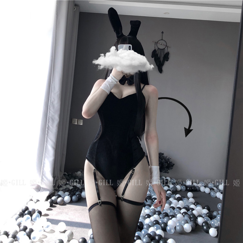 姬 Gill:做你的猫拍照利器制服日系软妹cos猫耳朵兔连体吊带黑丝