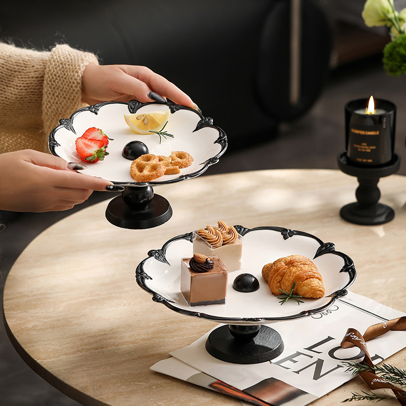 漫时光法式浮雕高脚水果盘客厅茶几家用小精致瓜子糖果盘前台高档
