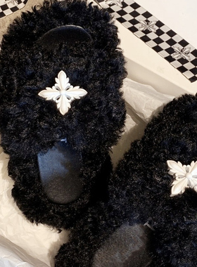 巨显可爱！时髦又显瘦！厚底一字带十字花外穿休闲卷毛毛拖鞋女