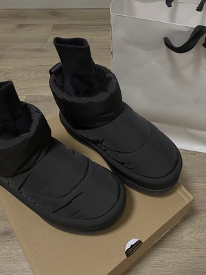 简约又好看！！冬季羽绒雪地靴女
