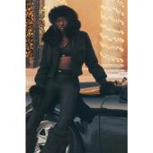 代购 YOGA女士运动夹克保暖外套抗寒设计防风夹克轻盈保暖 ALO