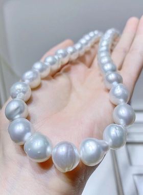 小红书时尚博主异形珍珠项链