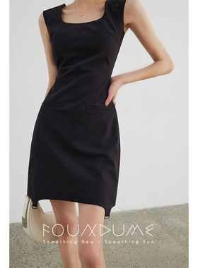 Foundume  黑色chao细精纺U型领收腰短款连衣裙