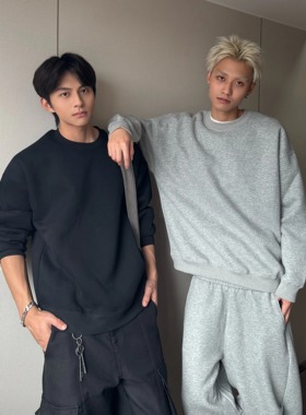 KidThe1One氛围感简约秋冬圆领长袖卫衣休闲运动风百搭纯色