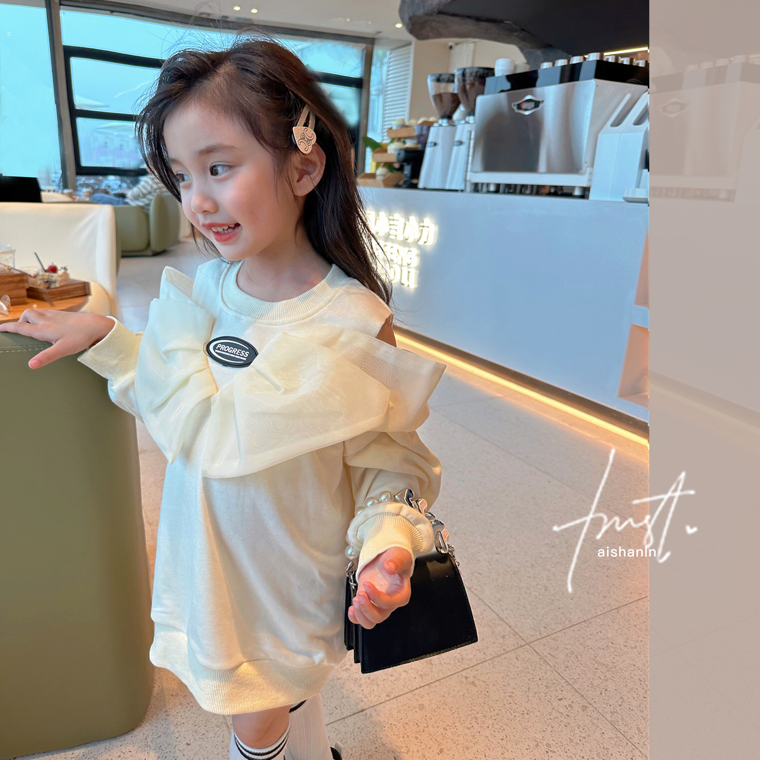 爱上靓妞女童春装2023新款蝴蝶结女孩休闲白色卫衣裙子儿童连衣裙