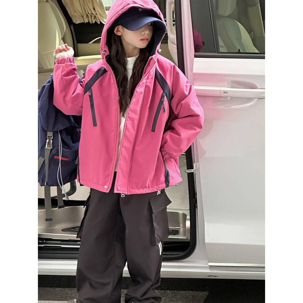 专柜品牌女童冬季冲锋衣2025新款洋气时髦夹棉加厚中大童儿童韩版
