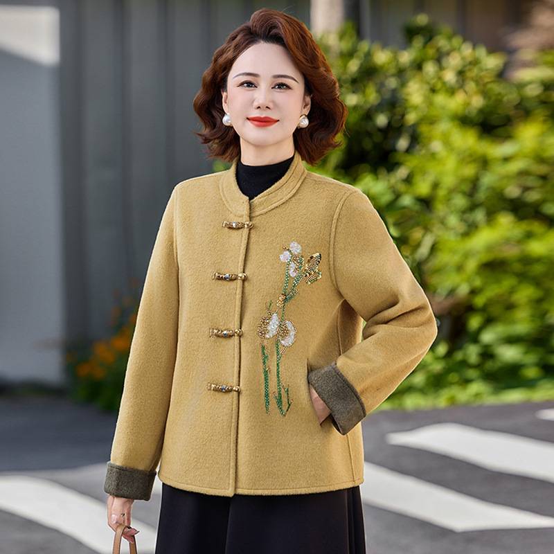 专柜品牌新中式风立领刺绣毛呢外套女中老年妈妈装春秋款气质盘扣