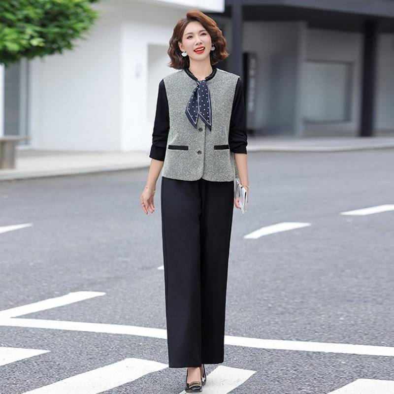 专柜品牌春秋妈妈装小香风马甲套装气质减龄中老年女装马夹裤子三