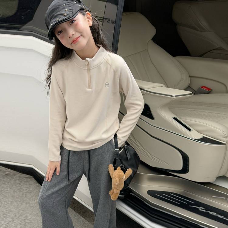 专柜品牌女童长袖t恤秋款2026新款洋气儿童女孩打底衫女大童秋冬
