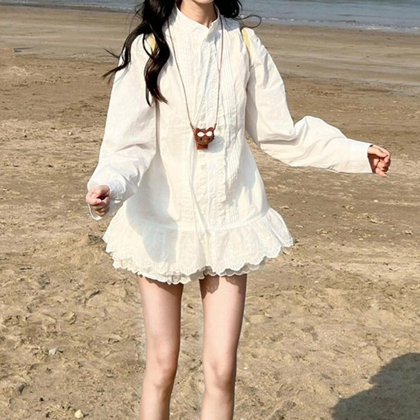 学院风白色蕾丝拼接衬衫女2025新款设计感小众洋气显瘦百搭连衣裙