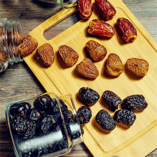 原装椰枣 迪拜特产阿联酋 特级大黑椰枣黄金椰枣礼盒沙特进口