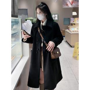 黑色牛角扣加厚小个子大衣女2026秋冬季新款赫本风高级感毛呢外套