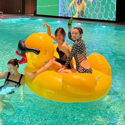 大黄鸭水上坐骑浮排游泳圈