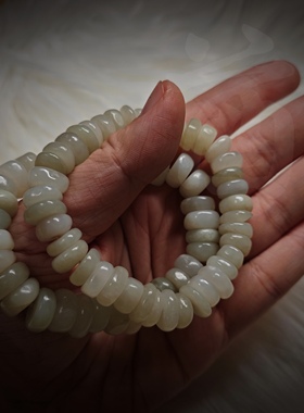 酋长摆摊   轻体小籽·   天然和田玉原石随型手串