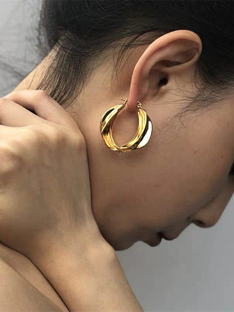 欧美时尚夸张网红博主同款龙卷风金色圈黄铜耳环欧美耳坠女耳饰潮