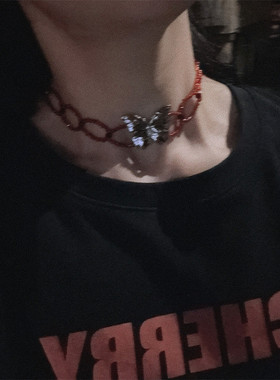 安可拉红暗黑甜酷红色叠戴蝴蝶项链小众轻奢复古哥特风高级感颈链