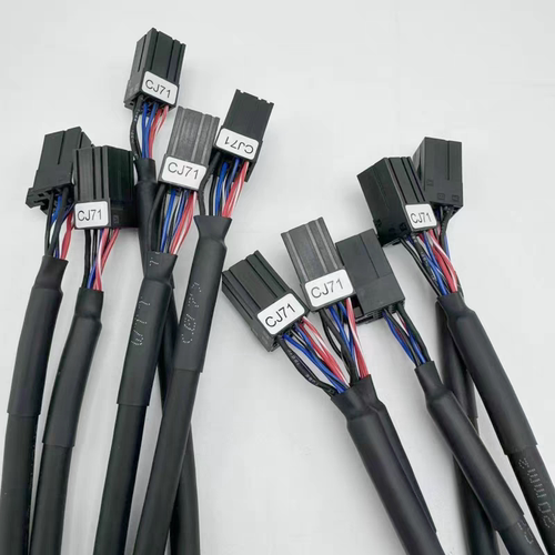 三菱J010信号线CJ71CNC数控