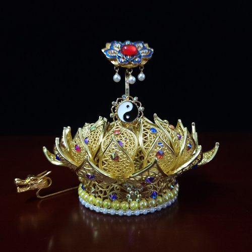 黄铜莲花冠火焰冠道冠