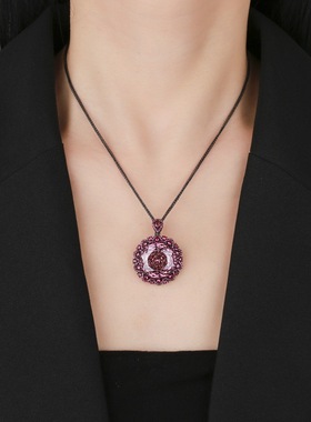 新款铜镀枪黑色饰品干枯玫瑰粉色吊坠女款锁骨项链仿彩宝镶钻挂坠