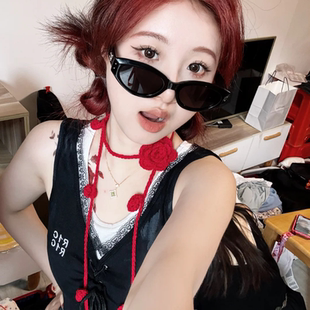 Y2k！红色玫瑰花小众手工针织细窄长条丝巾女脖子配饰颈链裙装饰