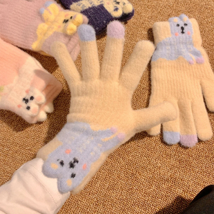 冬日新品可爱腊肠狗露指触屏毛绒手套女日常通勤百搭保暖防寒骑行