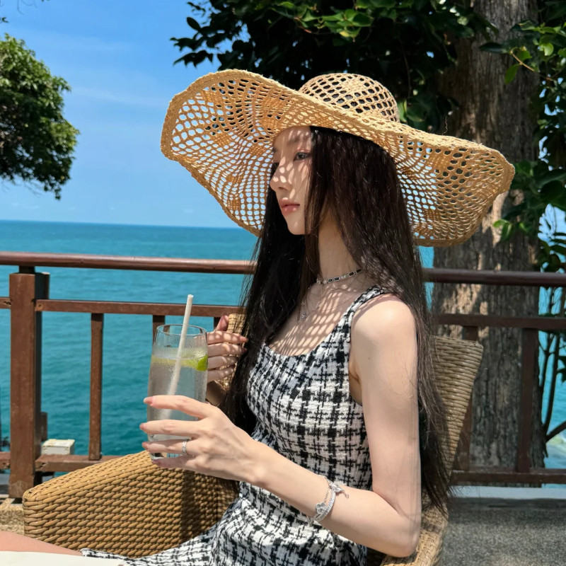 【纯手工】编织2025新款拉菲草帽海边沙滩帽时尚高级感防晒遮阳帽