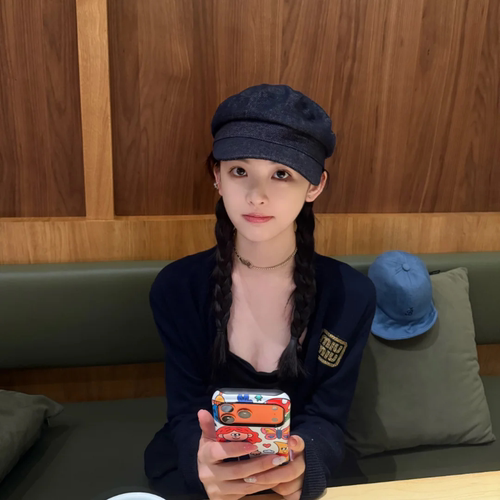 素人感复古深蓝色牛仔平顶报童帽女春夏时尚百搭遮阳贝雷鸭舌帽子