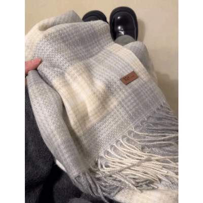 冬日来信浅浅温柔渐变色小格围巾